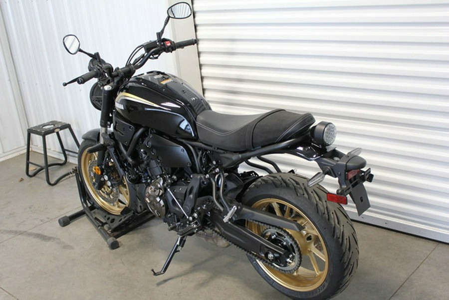 2025 Yamaha XSR 700