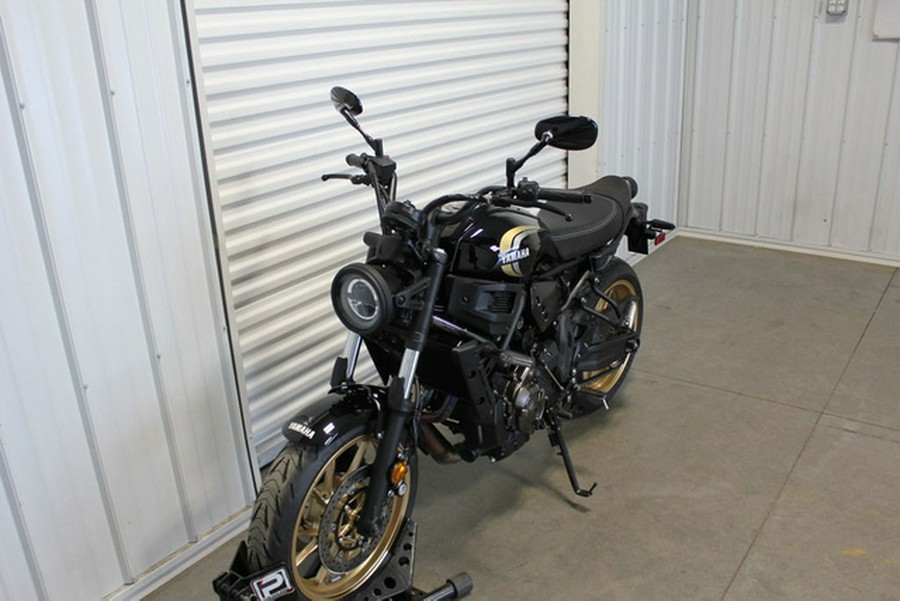2025 Yamaha XSR 700