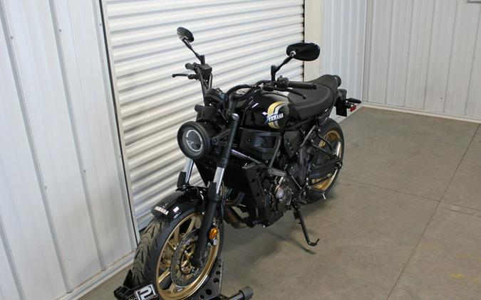 2025 Yamaha XSR 700