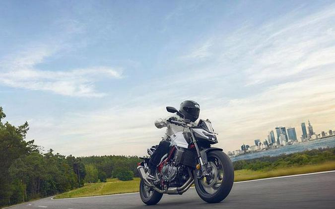 2025 CB750 HORNET BASE - Honda