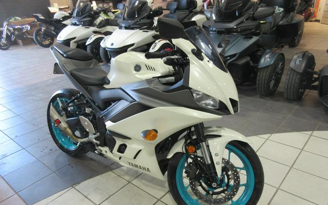 2024 YAMAHA YZF-R3 ABS