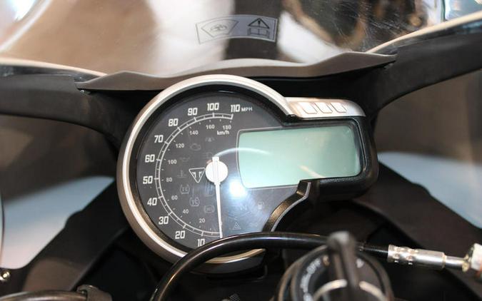 2026 Triumph Thruxton 400 Pearl Metallic White / Storm Grey