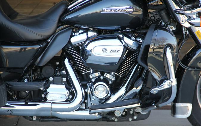 2018 Harley-Davidson Tri Glide Ultra Black Tempest