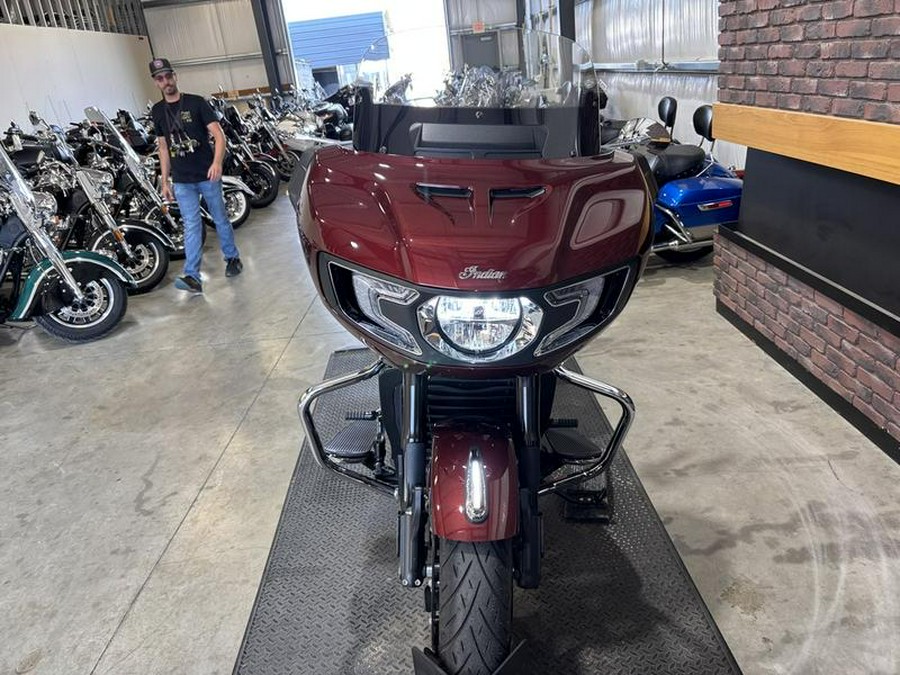 2022 Indian Motorcycle® Challenger® Limited Maroon Metallic