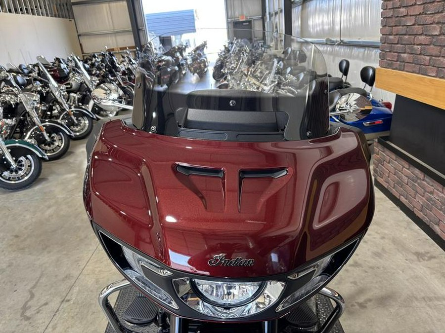 2022 Indian Motorcycle® Challenger® Limited Maroon Metallic