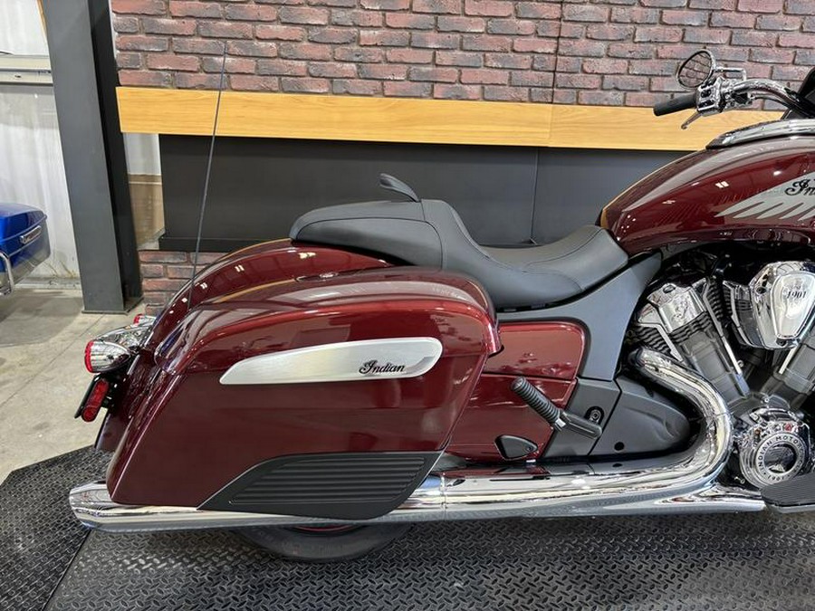 2022 Indian Motorcycle® Challenger® Limited Maroon Metallic