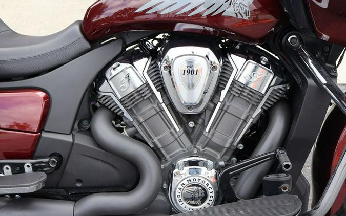 2022 Indian Challenger Limited Maroon Metallic