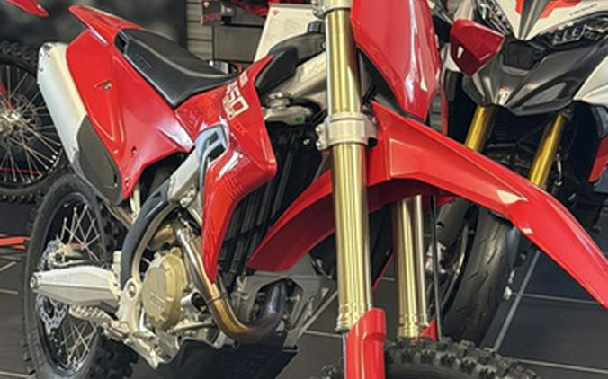 2026 Ducati Desmo450 EDX