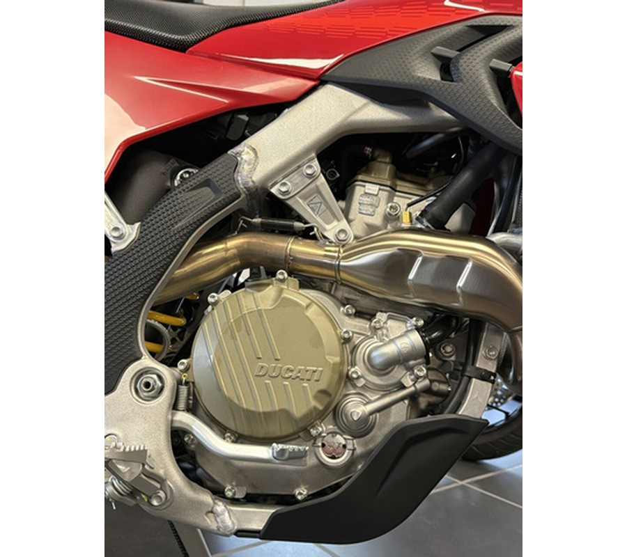 2026 Ducati Desmo450 EDX