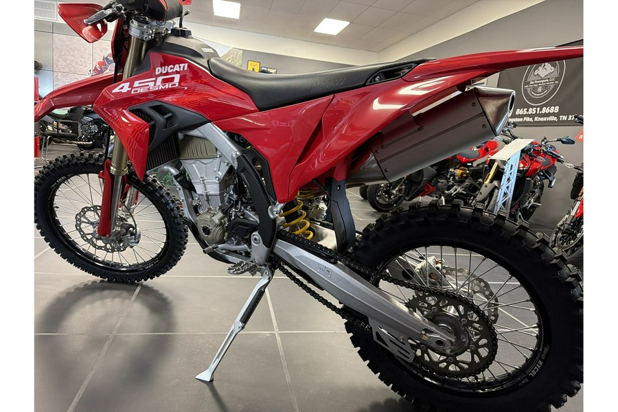 2026 Ducati Desmo450 EDX
