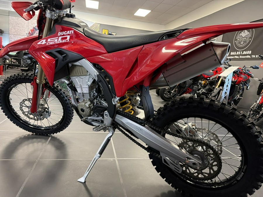 2026 Ducati Desmo450 EDX