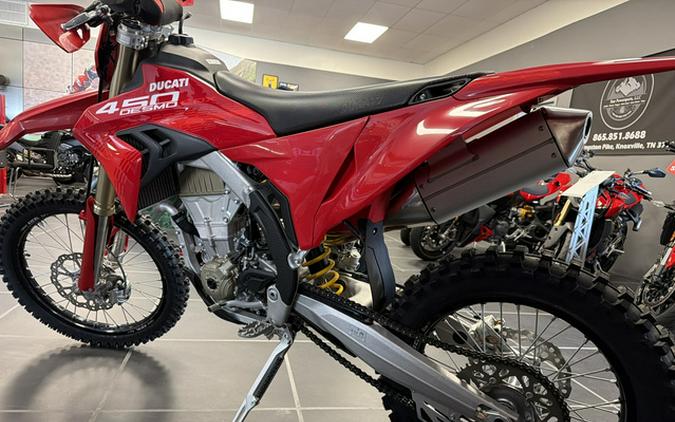 2026 Ducati Desmo450 EDX