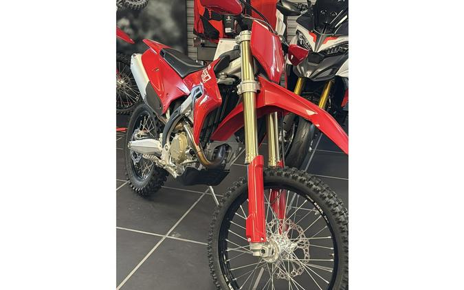 2026 Ducati Desmo450 EDX