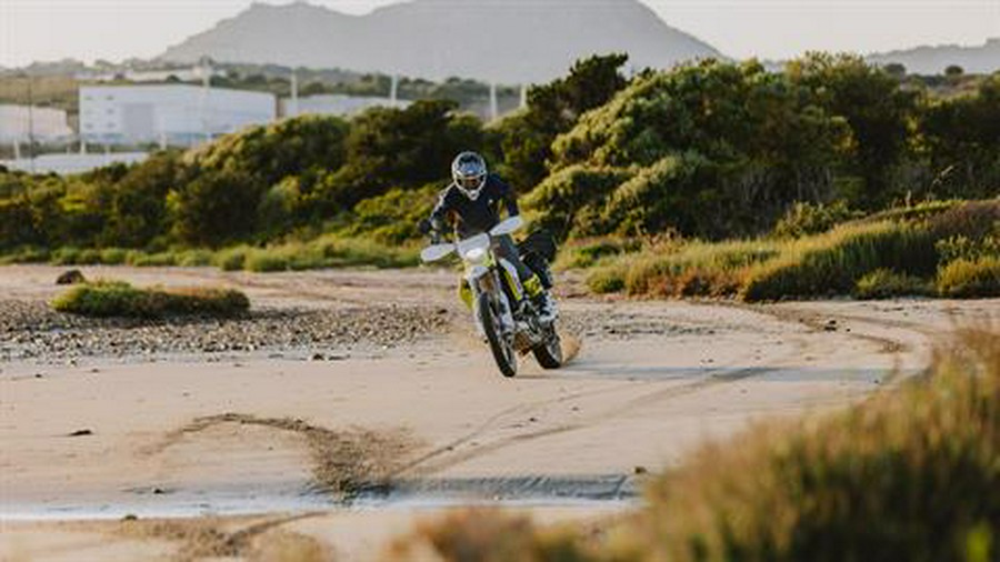 2027 Husqvarna 701 Enduro
