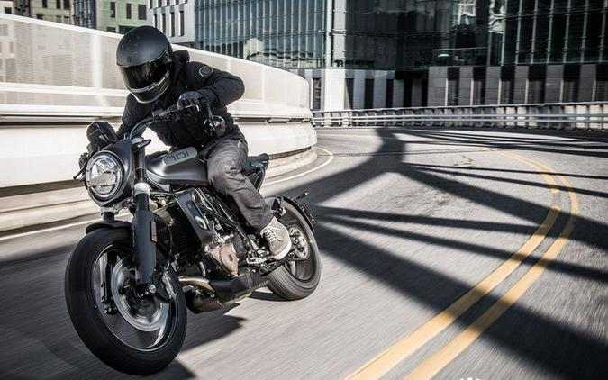 2019 Husqvarna Svartpilen 701