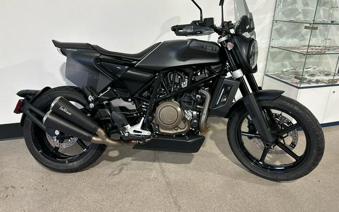 2019 Husqvarna Svartpilen 701