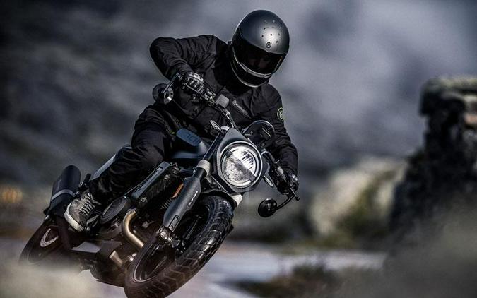 2019 Husqvarna Svartpilen 701