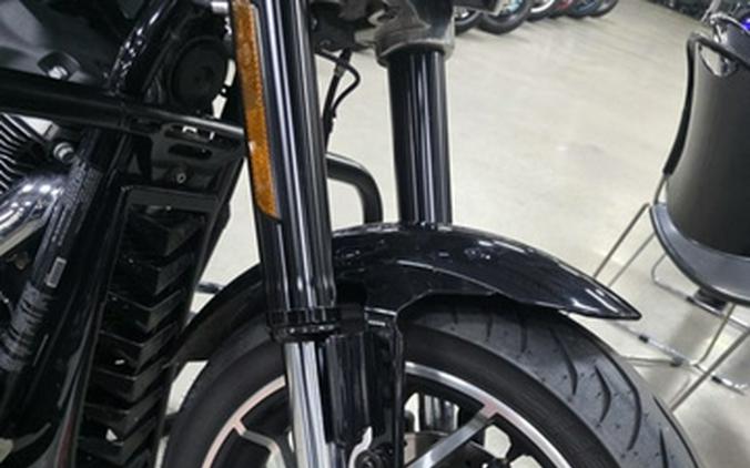 2018 Harley-Davidson Softail FLSB - Sport Glide