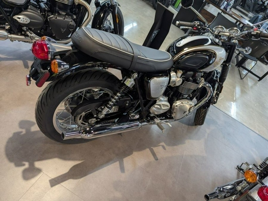 2025 Triumph Bonneville T120 Base