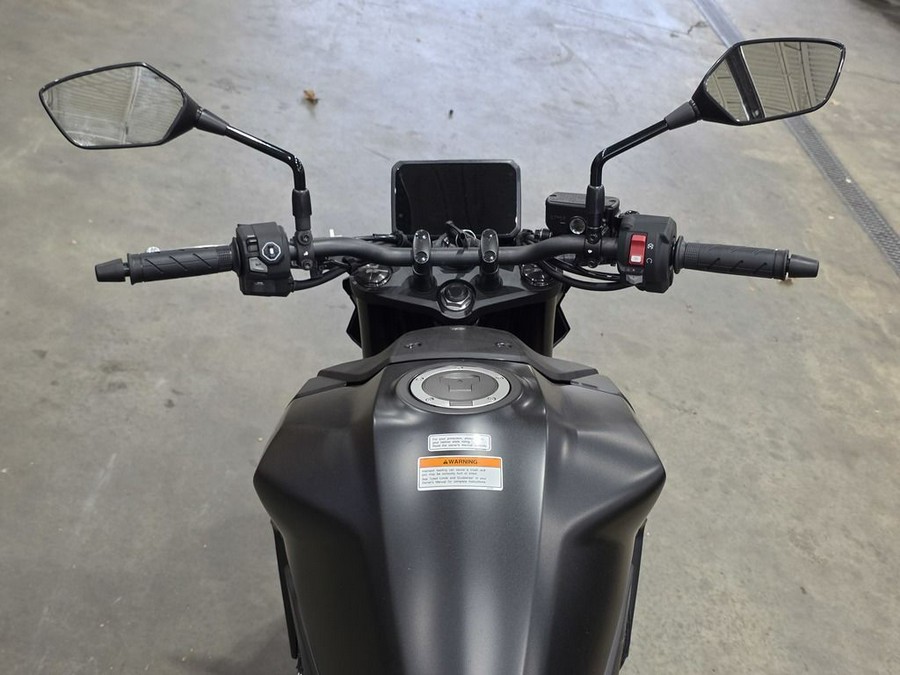 2025 Honda CB750 Hornet Base