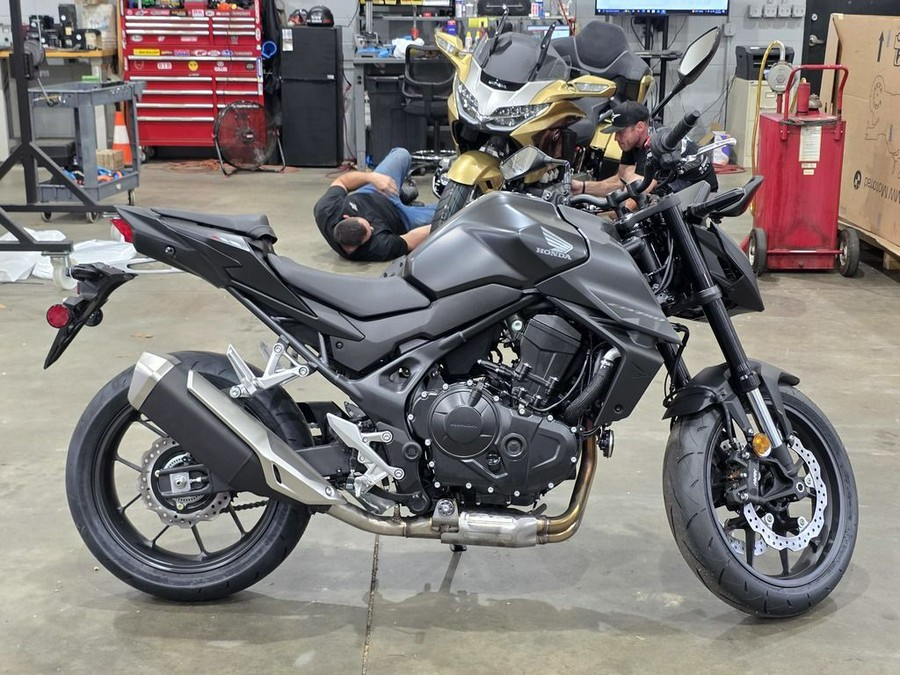 2025 Honda CB750 Hornet Base