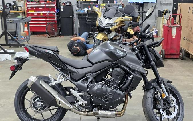 2025 Honda CB750 Hornet Base