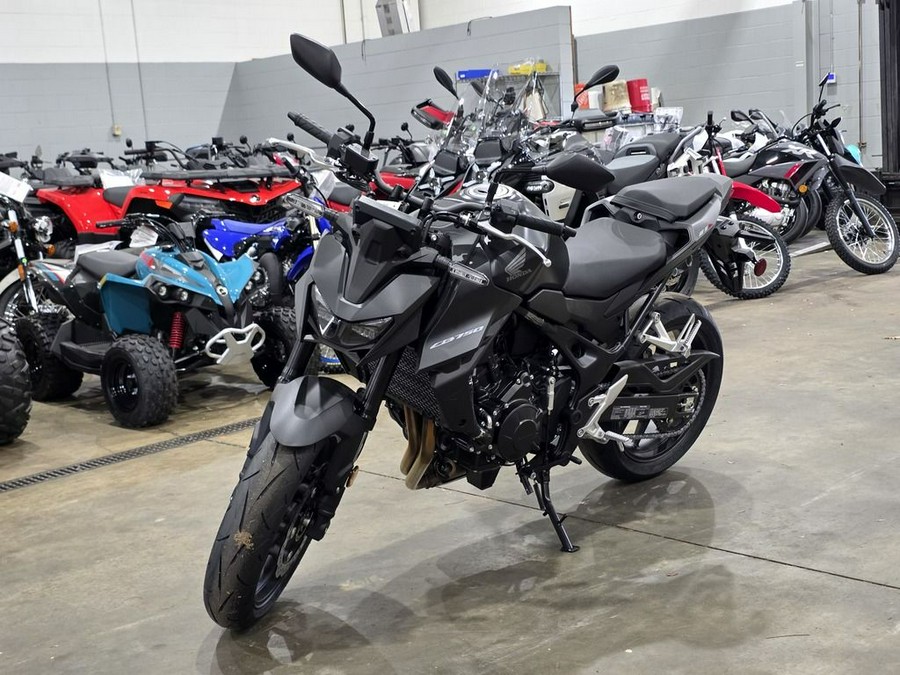 2025 Honda CB750 Hornet Base