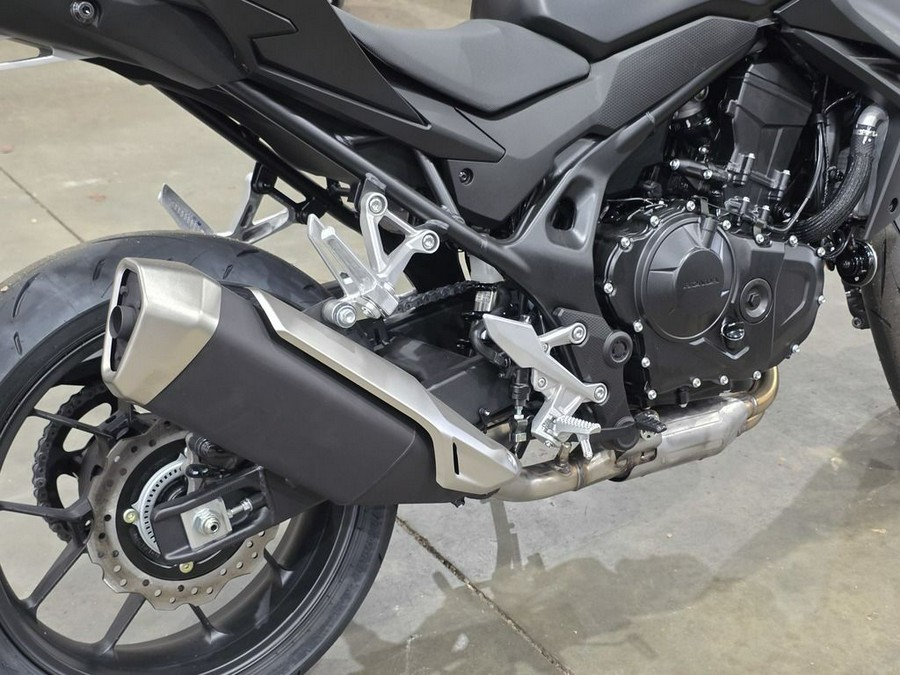 2025 Honda CB750 Hornet Base