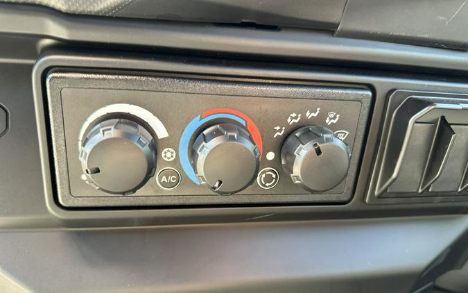 2026 Can-Am Defender Limited HD11