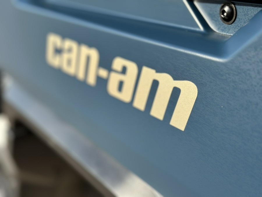 2026 Can-Am Defender Limited HD11