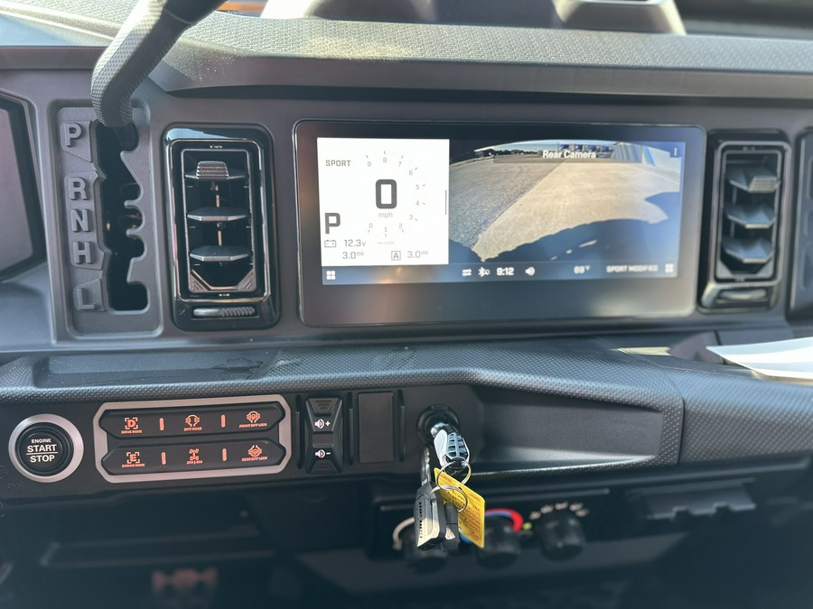 2026 Can-Am Defender Limited HD11