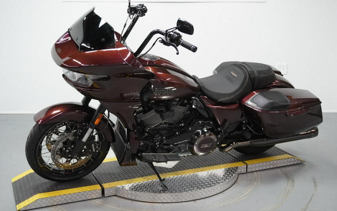 2024 Harley-Davidson® CVO™ Road Glide® Copperhead
