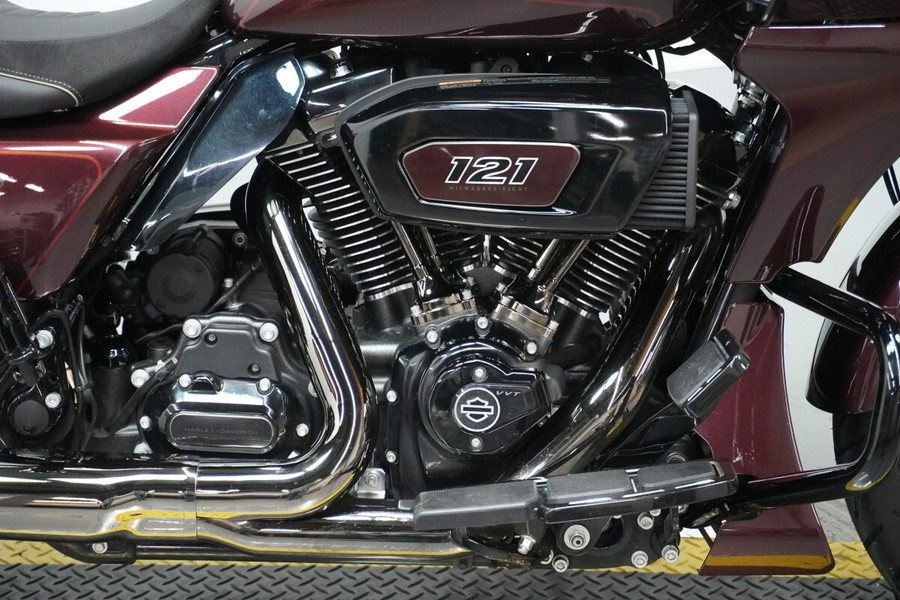 2024 Harley-Davidson® CVO™ Road Glide® Copperhead