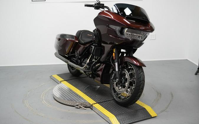 2024 Harley-Davidson® CVO™ Road Glide® Copperhead