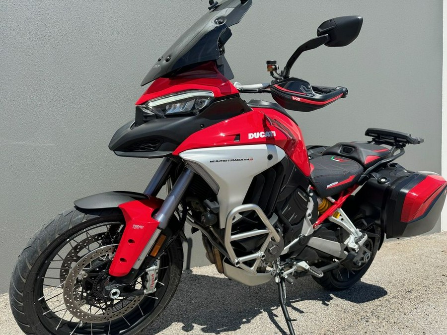 2021 Ducati Multistrada V4S Ducati Red / Spoked Wheels