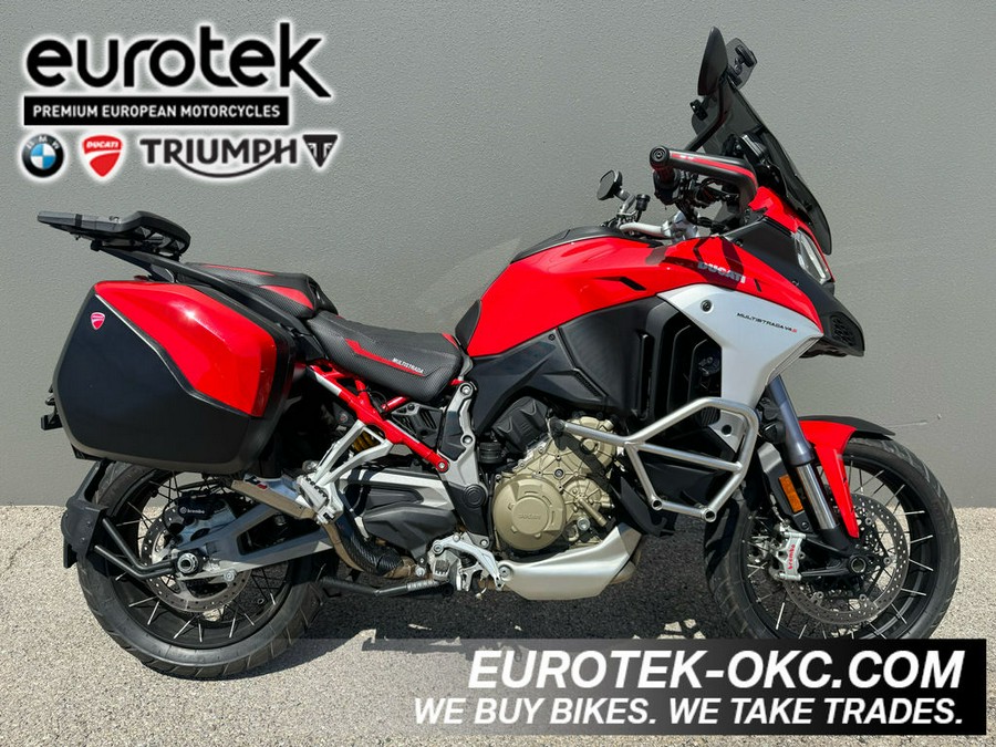 2021 Ducati Multistrada V4S Ducati Red / Spoked Wheels