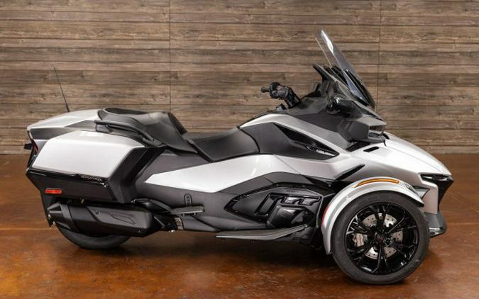 2024 Can-Am Spyder RT