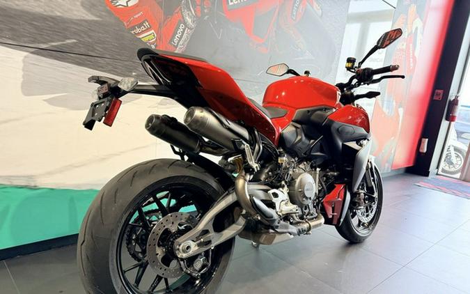 2026 Ducati Streetfighter V2