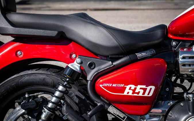 2024 Royal Enfield Super Meteor 650 Celestial Red