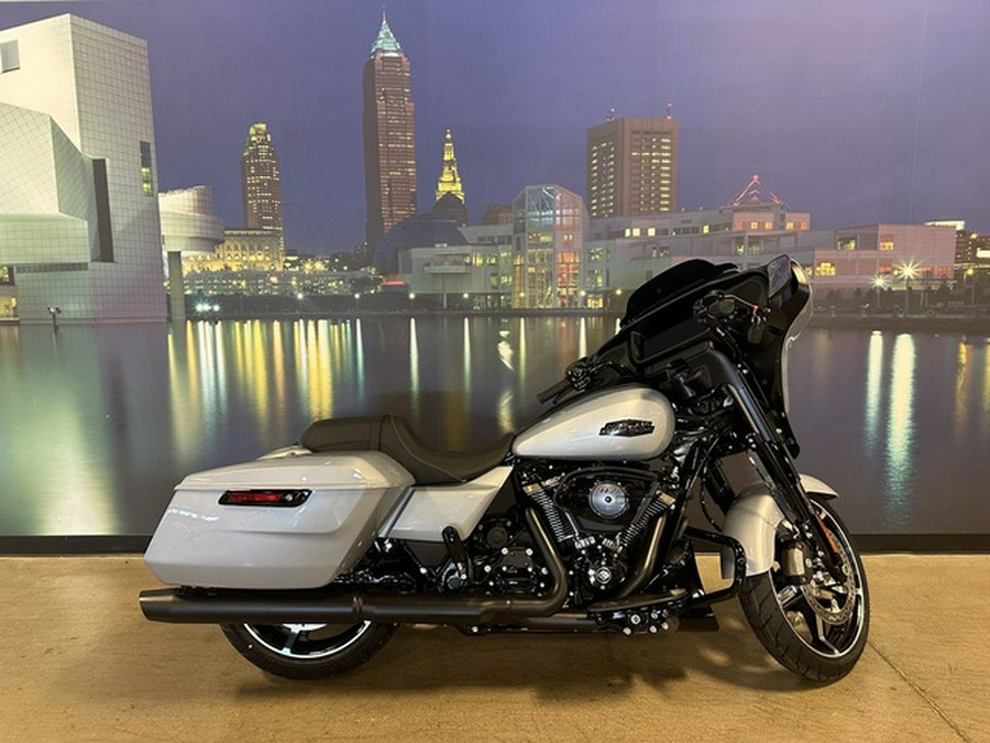 2024 Harley-Davidson FLHX - Street Glide