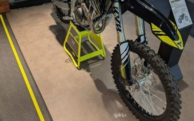 2025 Triumph TF 250-X