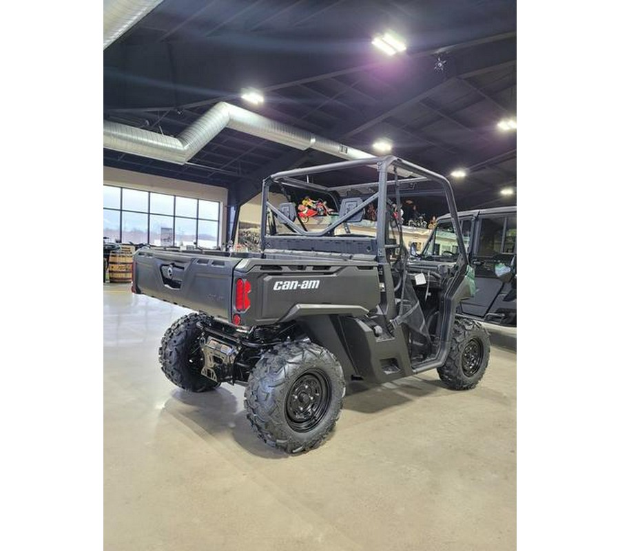 2026 Can-Am® Defender HD7