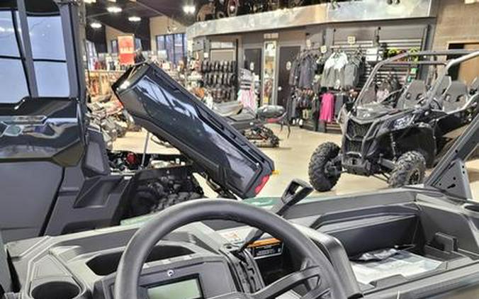 2026 Can-Am® Defender HD7