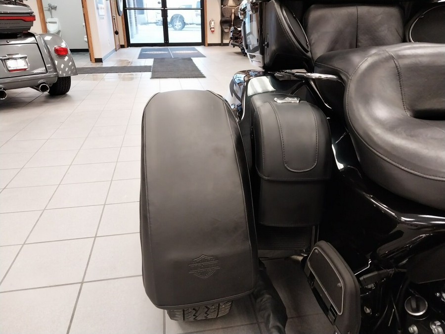 FLHTCUTG 2013 Tri Glide™ Ultra Classic®