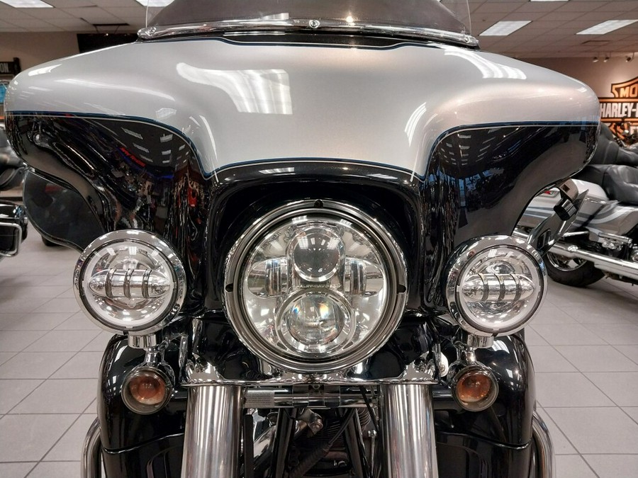 FLHTCUTG 2013 Tri Glide™ Ultra Classic®