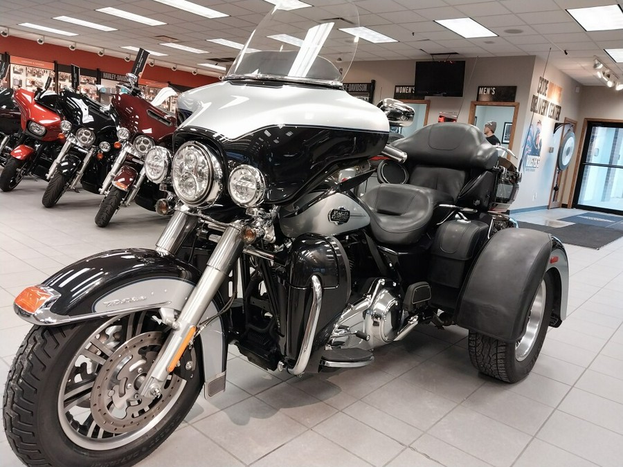 FLHTCUTG 2013 Tri Glide™ Ultra Classic®