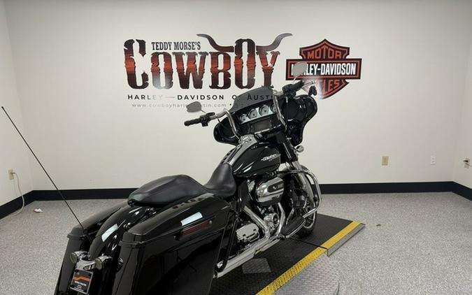 2017 Harley-Davidson FLHXS - Street Glide Special