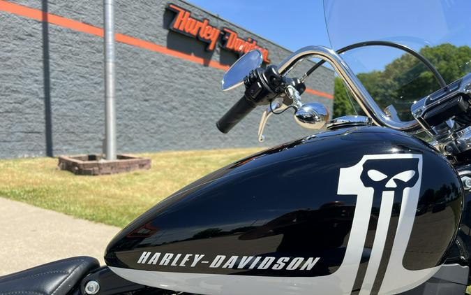 2024 Harley-Davidson® Softail® Standard Vivid Black