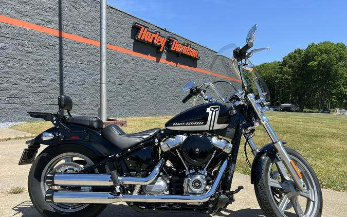 2024 Harley-Davidson® Softail® Standard Vivid Black