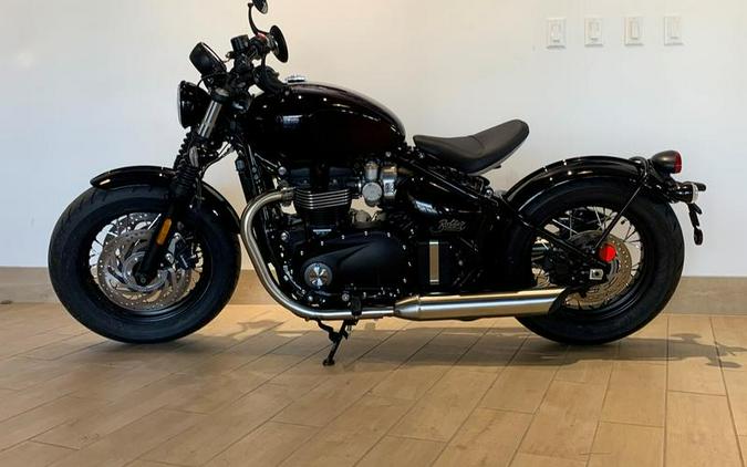 2024 Triumph Bonneville Bobber Stealth Edition